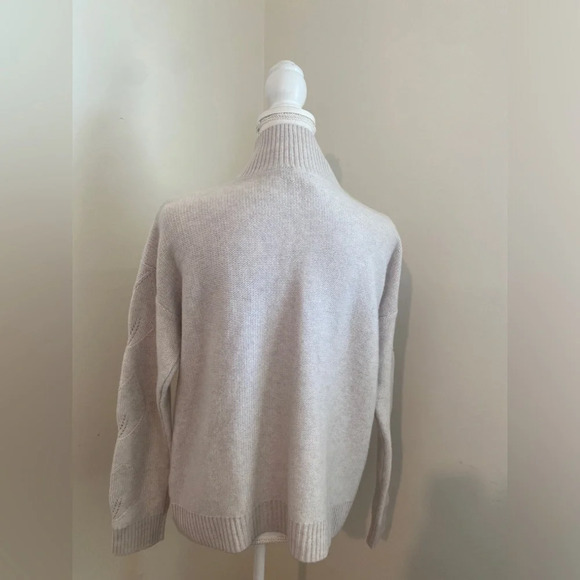 White Label Cashmere High Neck Beige Sweater Size Small - Picture 2 of 6